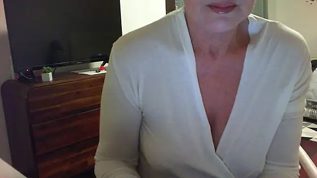   Angel78   online show from March 2025 07:06:01 PM