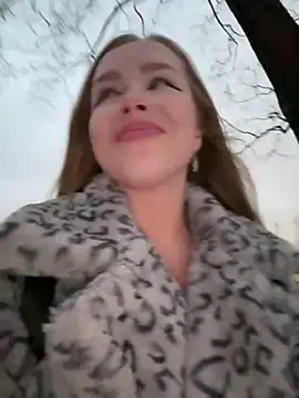 mur girl online show from December 2024 01:29:01 PM