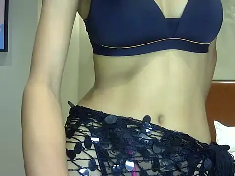 Snapshot of MAAYRA_09 chatting on June 2026 01:48:01 PM MAAYRA 09 online show from June 2026 01:48:01 PM
