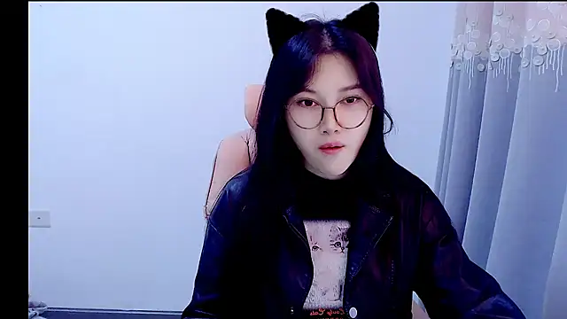 Little-sweet online show from October 2025 06:35:02 AM