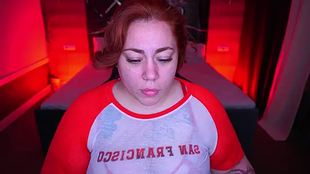 Kittywakee online show from September 2025 08:12:02 PM