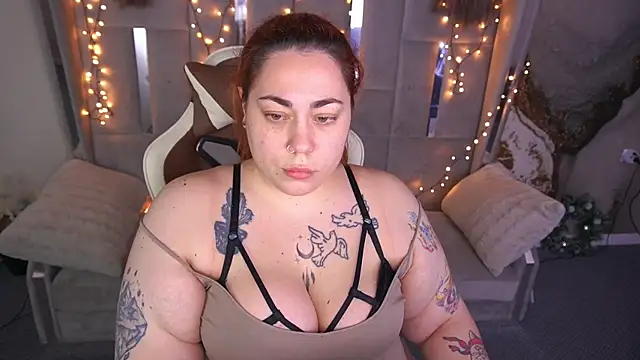 Kittywakee online show from February 2026 10:09:01 PM