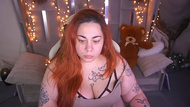 Kittywakee online show from March 2026 11:33:01 PM