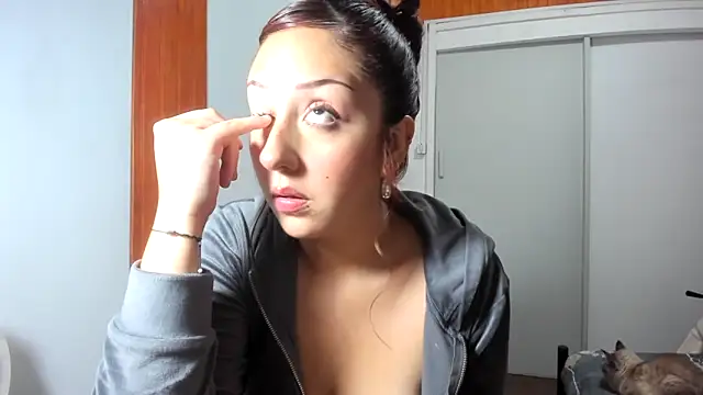 HeyTati online show from February 2025 11:47:02 PM