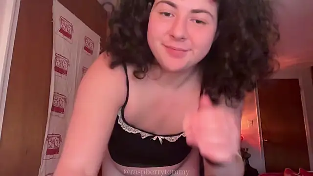 Snapshot of RaspberryTommyFTM chatting on February 2026 06:25:02 PM RaspberryTommyFTM online show from February 2026 06:25:02 PM