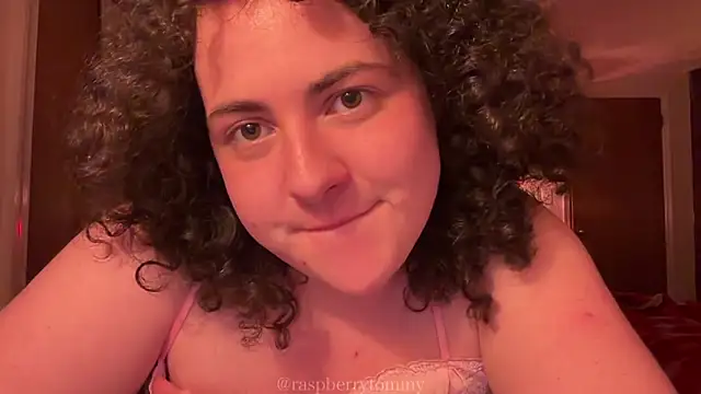 Snapshot of RaspberryTommyFTM chatting on March 2026 01:55:02 AM RaspberryTommyFTM online show from March 2026 01:55:02 AM