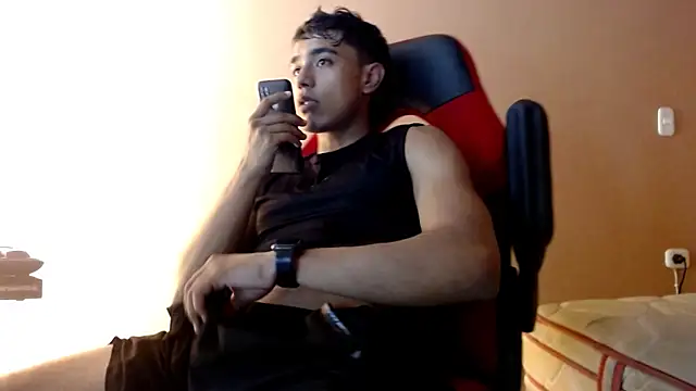 Snapshot of karlgiles_ chatting on January 2025 06:56:02 PM karlgiles online show from January 2025 06:56:02 PM