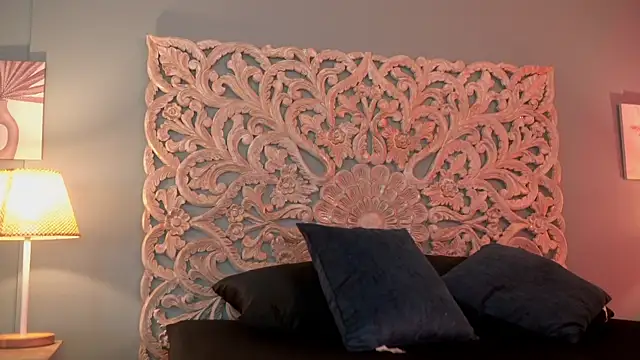 lupeebony online show from October 2025 07:48:02 PM