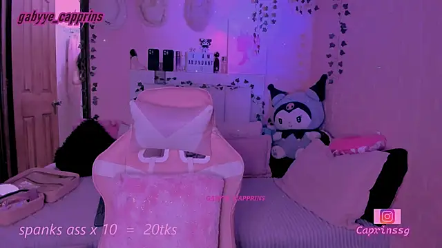 gabyye capprins online show from January 2026 12:05:01 AM