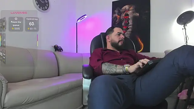 Ethan Castellano online show from December 2025 08:05:01 PM