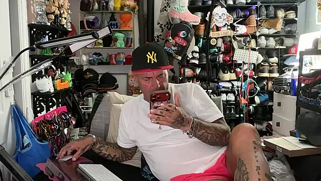 Snapshot of joeytatts66 chatting on July 2026 12:48:02 AM joeytatts66 online show from July 2026 12:48:02 AM