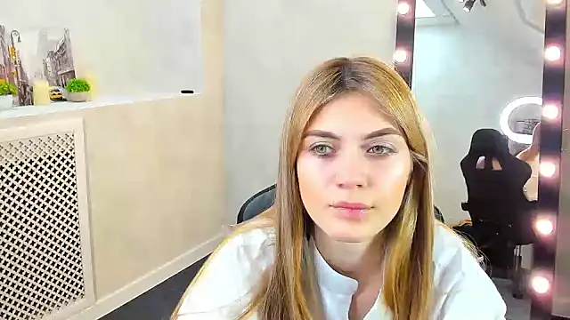 Snapshot of Cherry_Price chatting on December 2024 12:14:02 AM Cherry Price online show from December 2024 12:14:02 AM