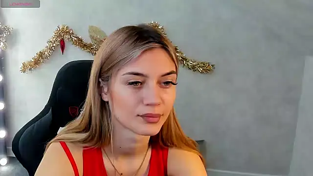 Snapshot of Cherry_Price chatting on January 2025 12:41:01 AM Cherry Price online show from January 2025 12:41:01 AM