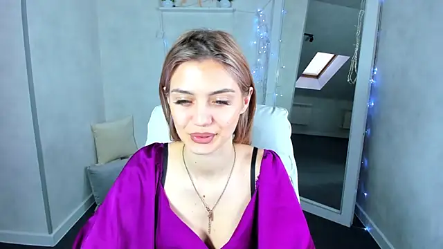 Snapshot of Cherry_Price chatting on February 2025 03:18:02 AM Cherry Price online show from February 2025 03:18:02 AM