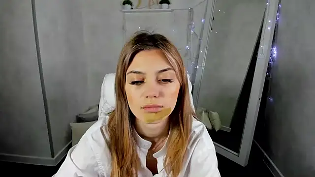 Snapshot of Cherry_Price chatting on February 2025 12:10:02 AM Cherry Price online show from February 2025 12:10:02 AM