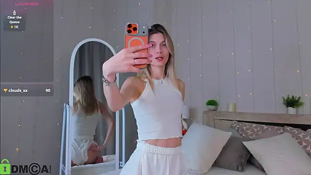 Snapshot of Cherry_Price chatting on November 2025 12:33:01 AM Cherry Price online show from November 2025 12:33:01 AM