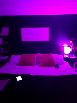 Snapshot of _CumSeeV_ chatting on October 2025 04:26:01 AM  CumSeeV  online show from October 2025 04:26:01 AM