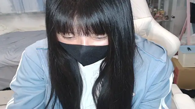 yua0727 online show from September 2025 01:10:01 PM