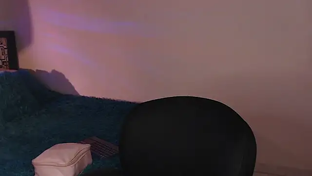 iam emy online show from December 2025 06:52:02 AM