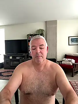 aarosteev2 online show from January 2026 05:04:01 PM