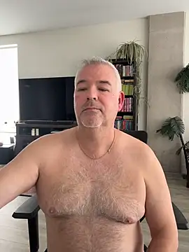 aarosteev2 online show from March 2026 05:17:01 PM