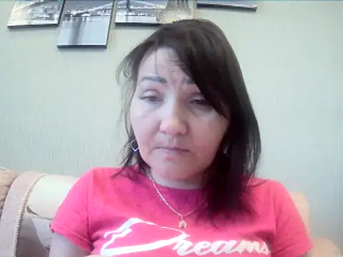 Snapshot of ClaireSunset chatting on May 2026 05:18:01 PM ClaireSunset online show from May 2026 05:18:01 PM