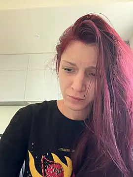 Kathleen Meow online show from May 2026 06:52:02 AM