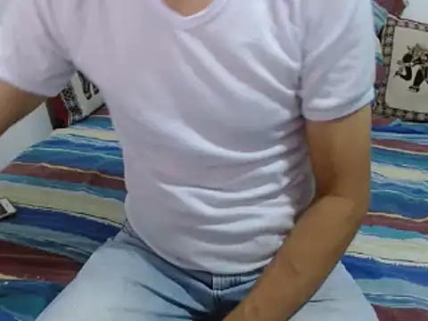 Snapshot of goten-770 chatting on March 2025 07:17:02 PM goten-770 online show from March 2025 07:17:02 PM