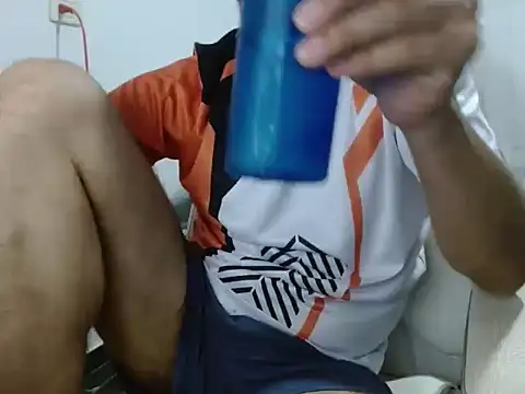 Snapshot of goten-770 chatting on September 2025 07:37:02 PM goten-770 online show from September 2025 07:37:02 PM