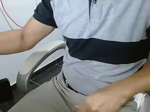 Snapshot of goten-770 chatting on October 2025 06:51:01 PM goten-770 online show from October 2025 06:51:01 PM