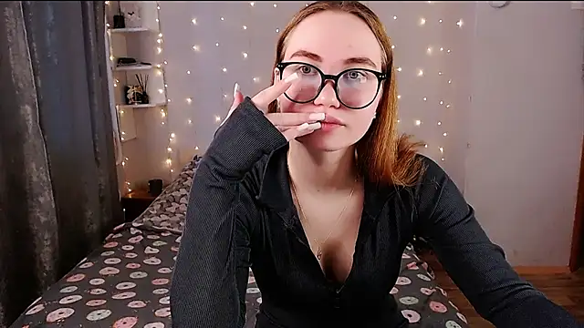 Miya Mark online show from December 2024 07:20:01 AM