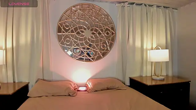 Belliinda 21 online show from September 2025 07:17:02 PM