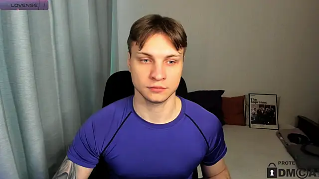 handsome guy01 online show from February 2026 01:15:01 PM