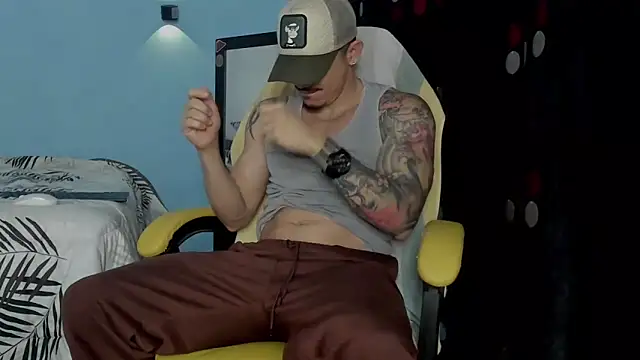 Alex motta online show from November 2025 05:08:02 AM