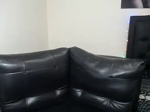 OLIVIAMISSY 02 online show from December 2024 12:08:02 AM