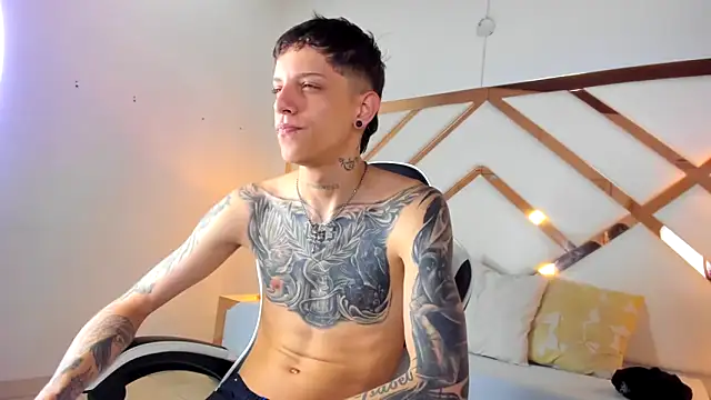 Snapshot of Adam_hard_ chatting on September 2025 07:41:01 PM Adam hard online show from September 2025 07:41:01 PM