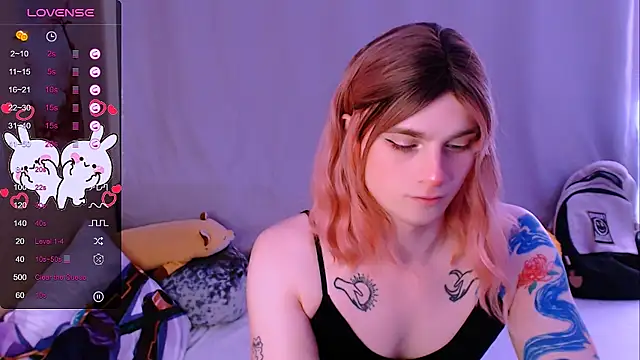 Alice Hells online show from October 2025 06:47:01 AM