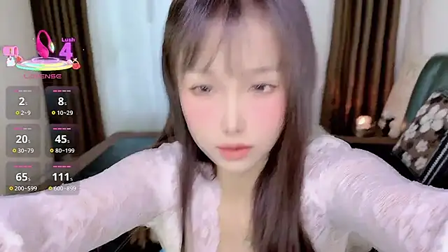 Snapshot of -Wendy__ chatting on July 2026 06:37:02 AM -Wendy online show from July 2026 06:37:02 AM