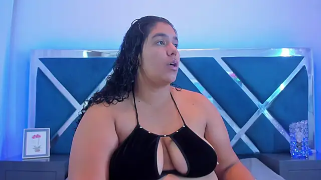 Tiffanymiller00 online show from July 2026 03:05:01 PM