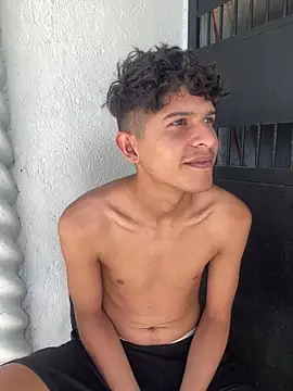 Snapshot of LiamGadiell chatting on March 2026 07:10:02 PM LiamGadiell online show from March 2026 07:10:02 PM