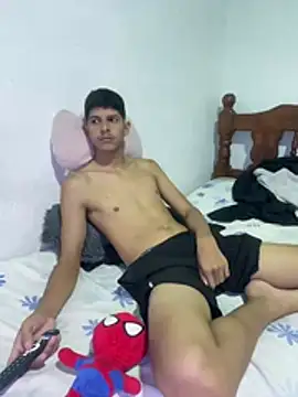 Snapshot of LiamGadiell chatting on April 2026 10:51:02 PM LiamGadiell online show from April 2026 10:51:02 PM