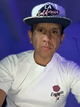 oiram27 online show from May 2026 03:07:02 PM