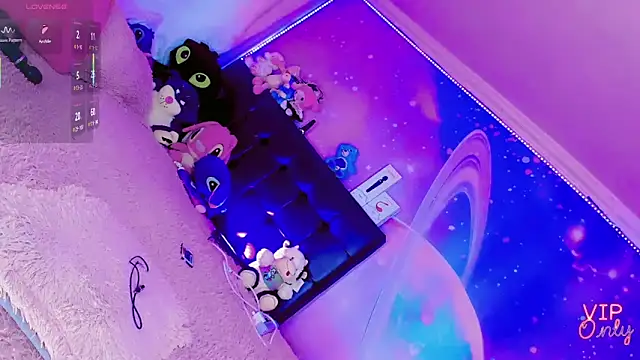 Thalia girl21 online show from March 2026 09:23:01 PM