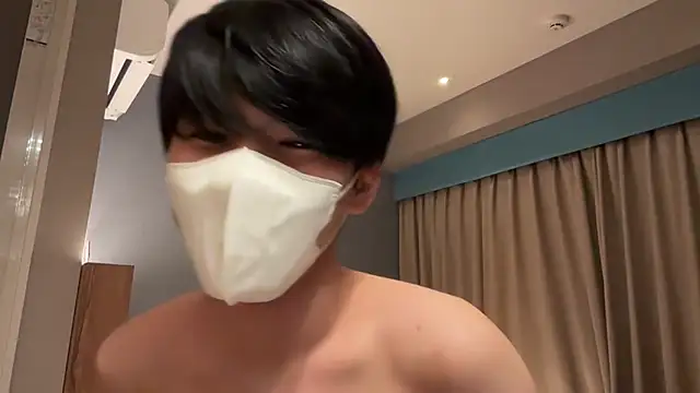 Snapshot of Lio_kun chatting on May 2026 04:04:02 PM Lio kun online show from May 2026 04:04:02 PM