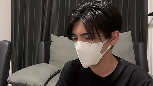 Snapshot of Lio_kun chatting on June 2026 01:10:01 PM Lio kun online show from June 2026 01:10:01 PM