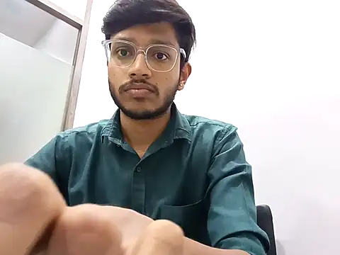 skinnyyyyyyyyy online show from February 2025 10:46:01 AM