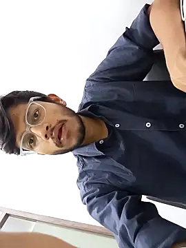 skinnyyyyyyyyy online show from February 2025 10:33:02 AM