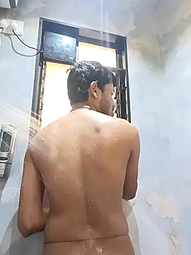 skinnyyyyyyyyy online show from October 2025 05:10:01 AM