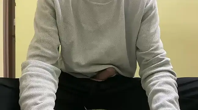 Snapshot of rahul_4u chatting on December 2024 05:16:01 PM rahul 4u online show from December 2024 05:16:01 PM