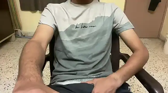 Snapshot of rahul_4u chatting on February 2025 02:38:02 PM rahul 4u online show from February 2025 02:38:02 PM